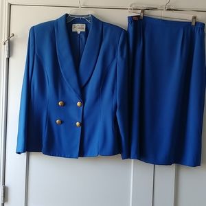 The SUIT COLLECTION Royal blue lined suit- 14